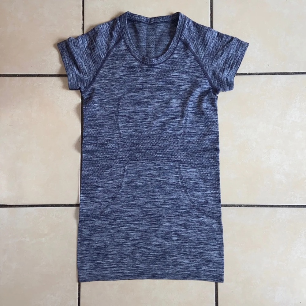 Lululemon swiftly short sleeve